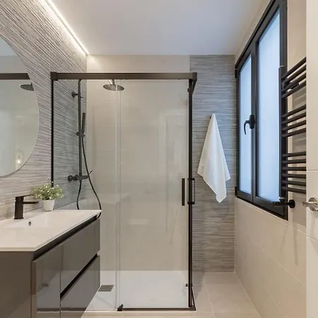 AH Room4You Oviedo by Asturias Holidays Apartamento