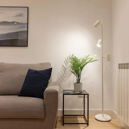 AH Room4You Oviedo by Asturias Holidays Oviedo