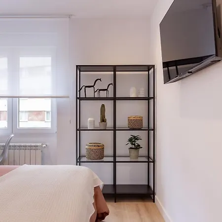 Apartamento AH Room4You Oviedo by Asturias Holidays *