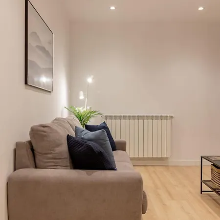 Room4you By Asturias Holidays 오비에도