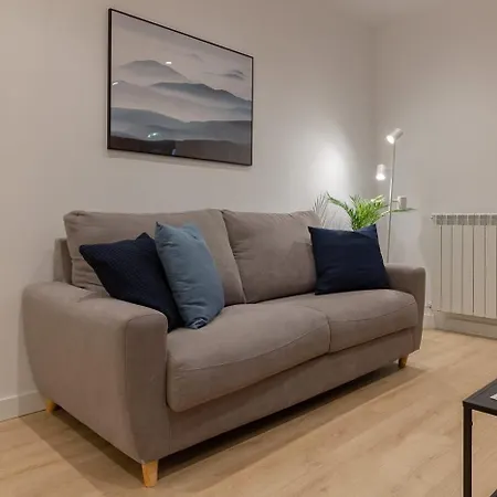 Apartamento AH Room4You Oviedo by Asturias Holidays *