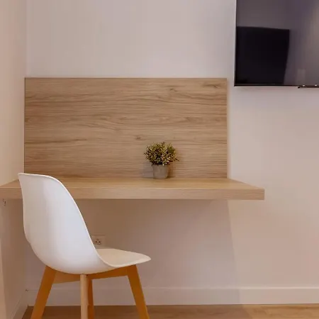 AH Room4You Oviedo by Asturias Holidays Oviedo