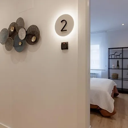 Room4you By Asturias Holidays * 오비에도