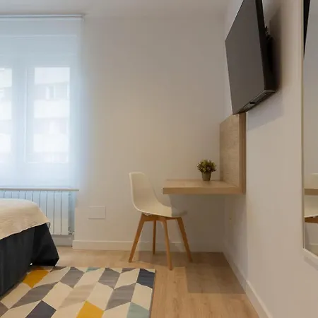 AH Room4You Oviedo by Asturias Holidays Apartamento Oviedo